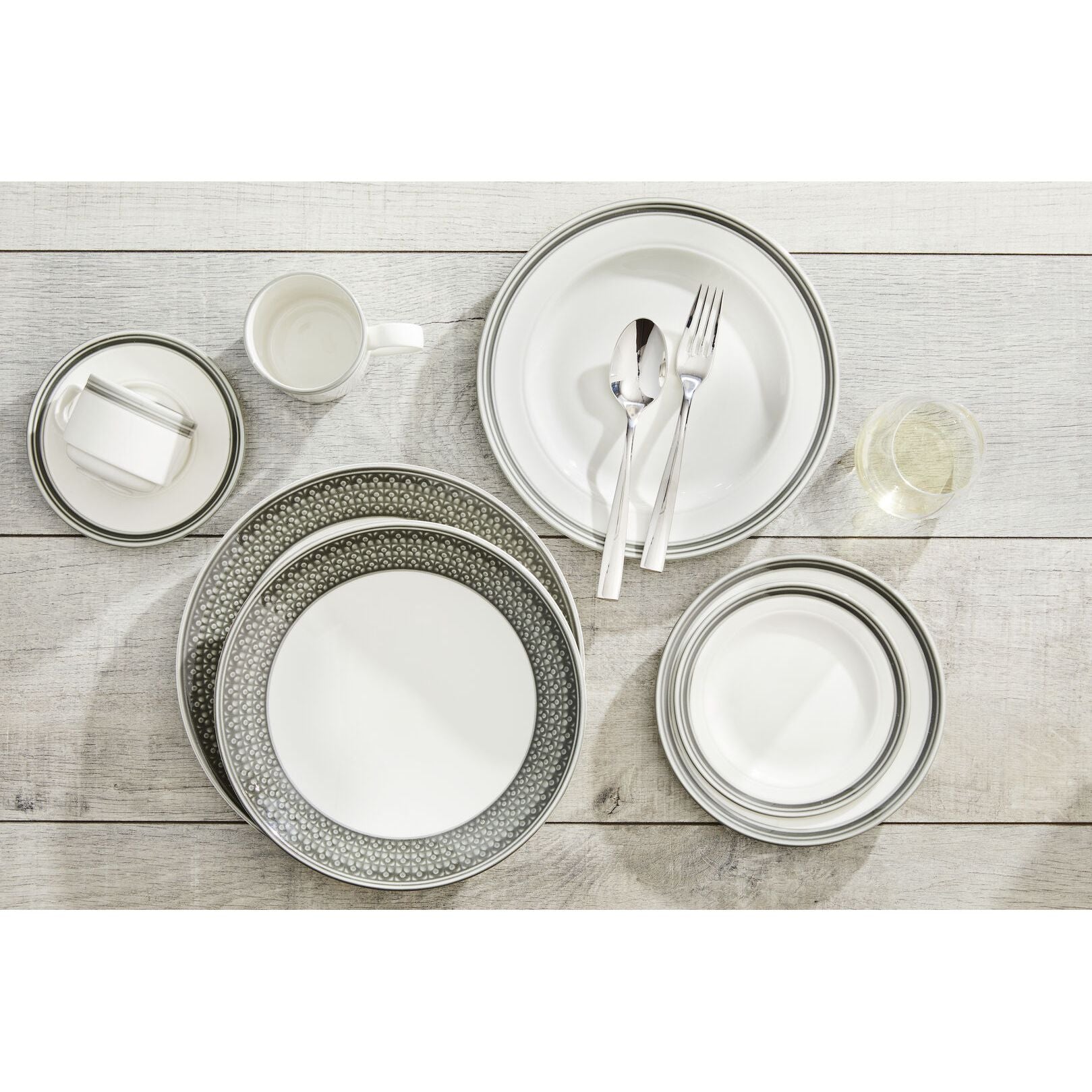 Utopia | Tableware | Bead Truffle Accent Coupe Plate 28.5cm (11 1/4") | Bespoke77