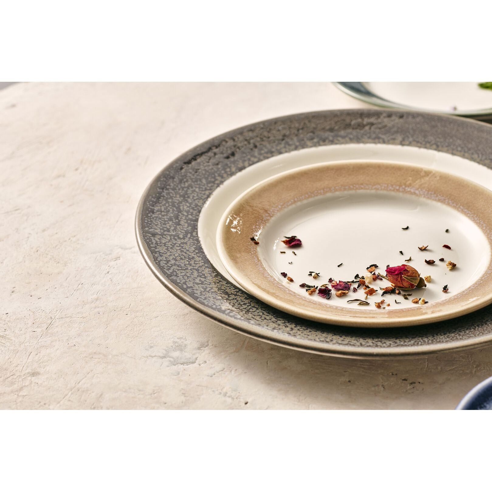 Utopia | Tableware | Revolution Edge Granite Harmony Plate 23cm (9") | Bespoke77