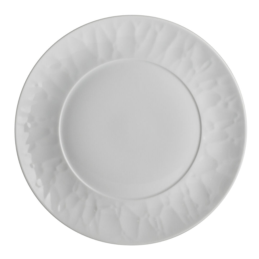 Utopia | Tableware | Atelier Plate 24.1cm (9 1/2") | Bespoke77