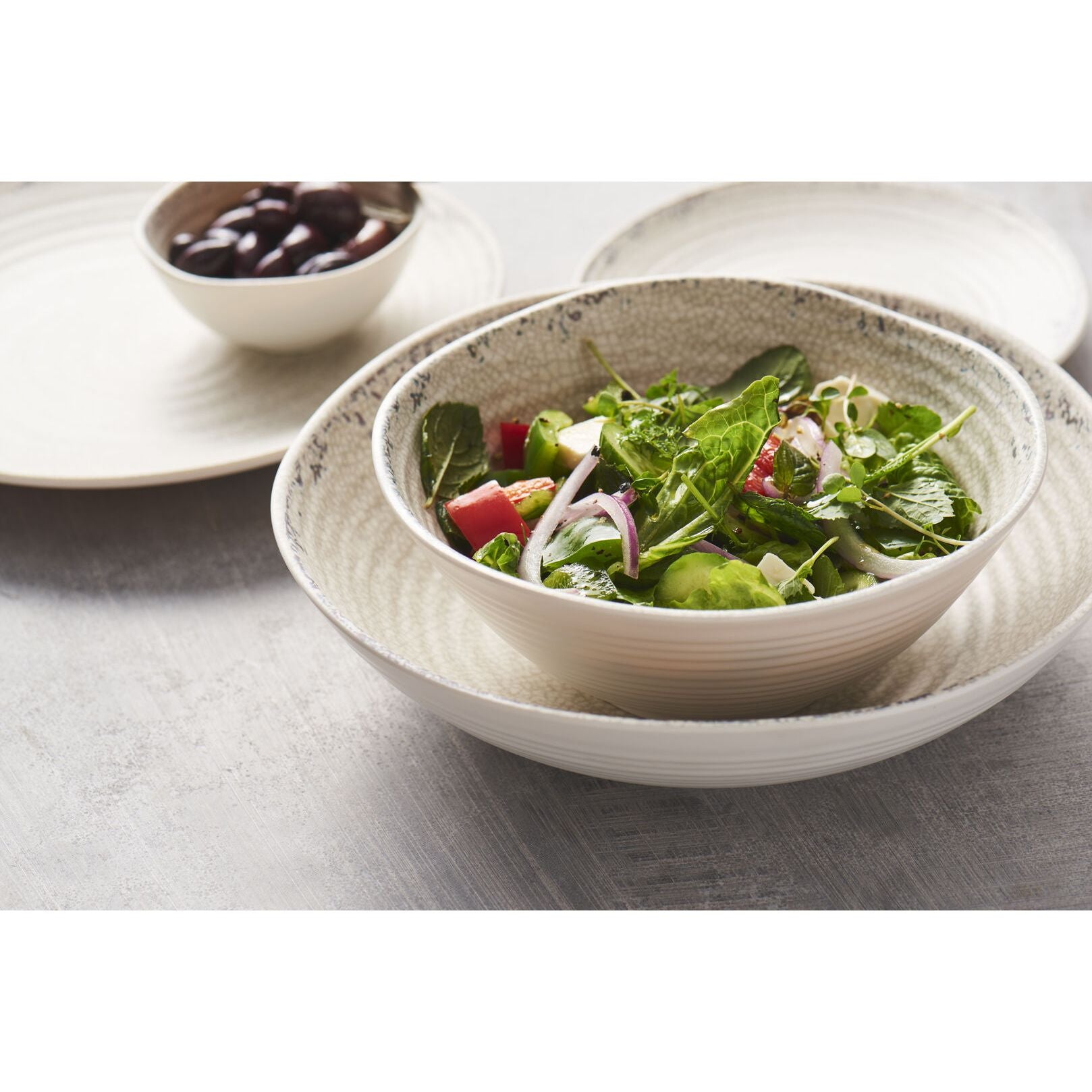 Utopia | Buffet | Pompeii Slate Medium Shallow Round Bowl 29.8 x 6.7cm 2.5ltr (11 3/4 x 2 5/8" 2/3qrt) | Bespoke77