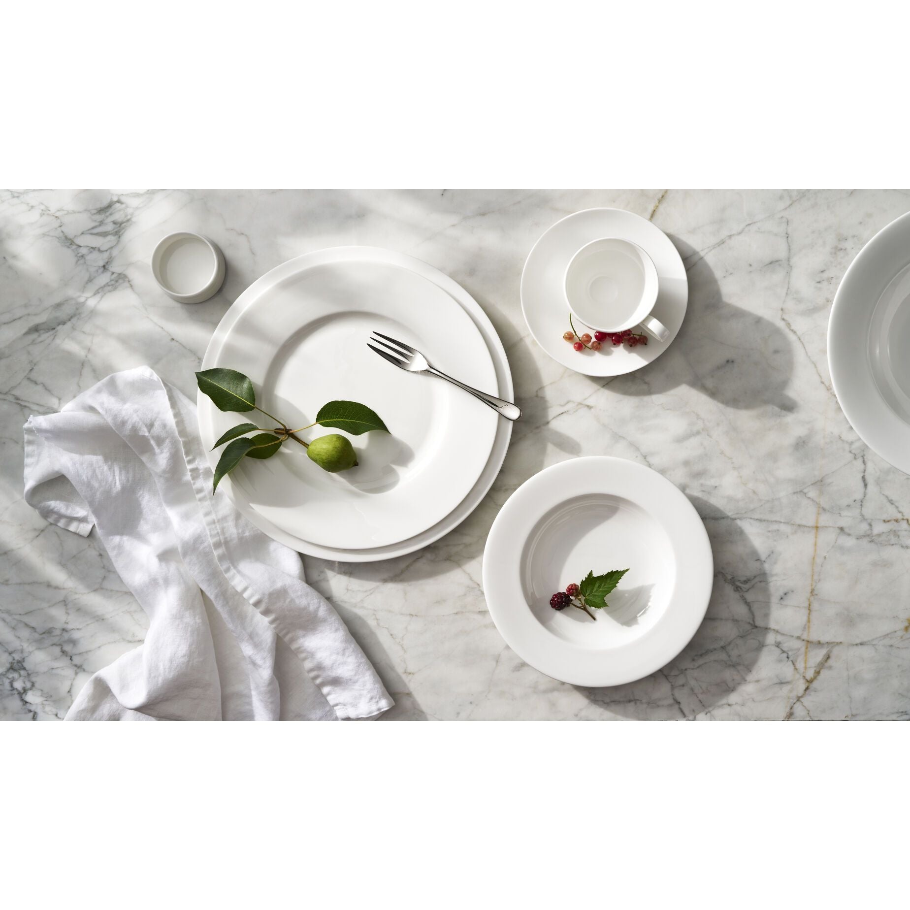 Utopia | Tableware | Classic Plate 28.5cm (11 1/4") | Bespoke77