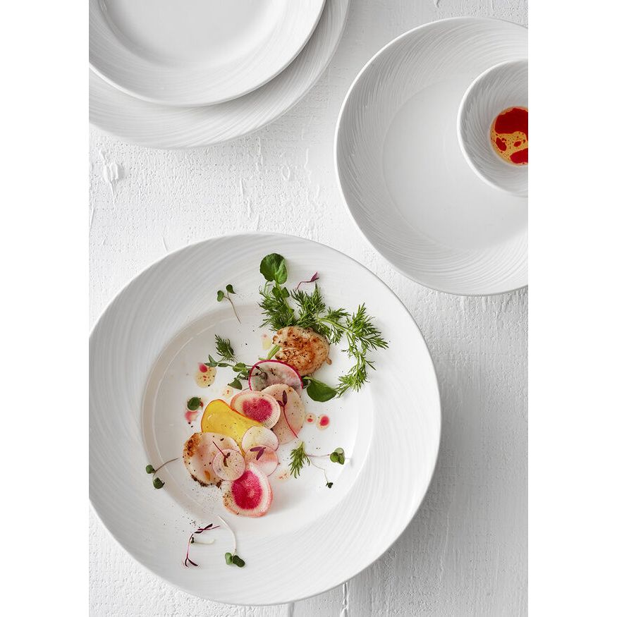 Utopia | Tableware | Spyro Oval Plate 28cm (11") | Bespoke77